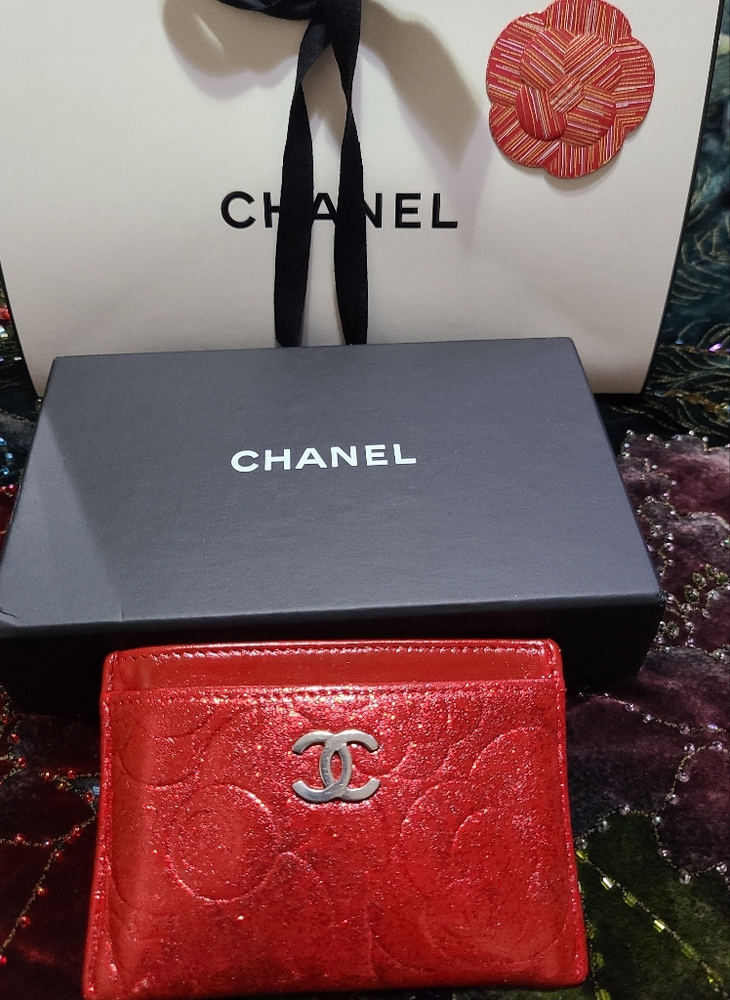 Chanel Iridescent Camelia credit card/ wallet